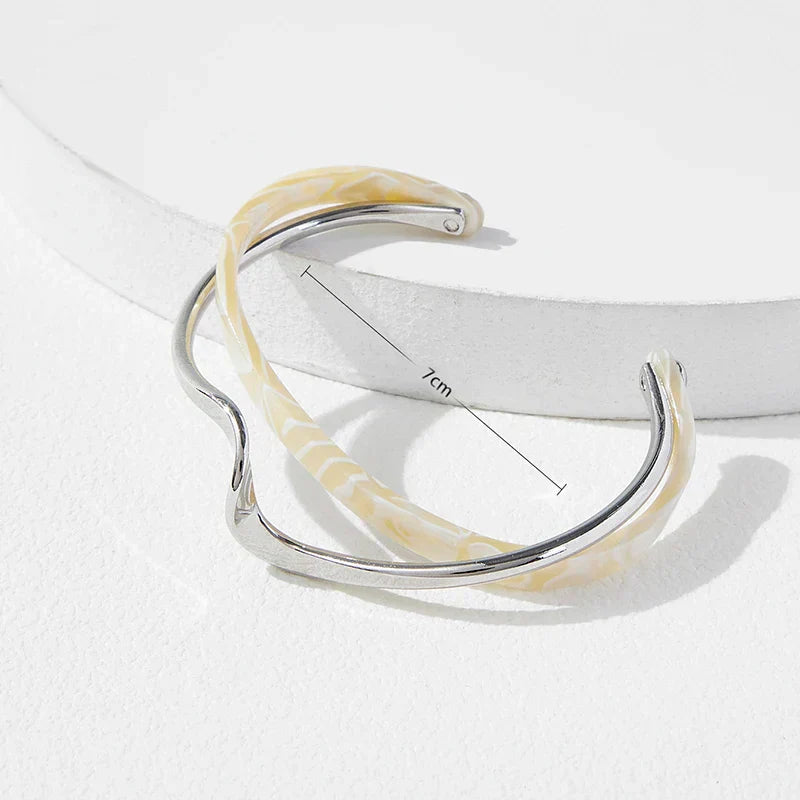 Zariah - Bracelet ouvert ondulé